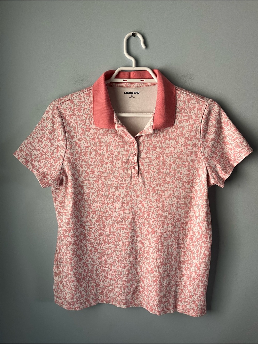 ✨ 3/$30 Lands' End Pink Sailboat Print 100% Cotton Short Sleeve Polo Size M